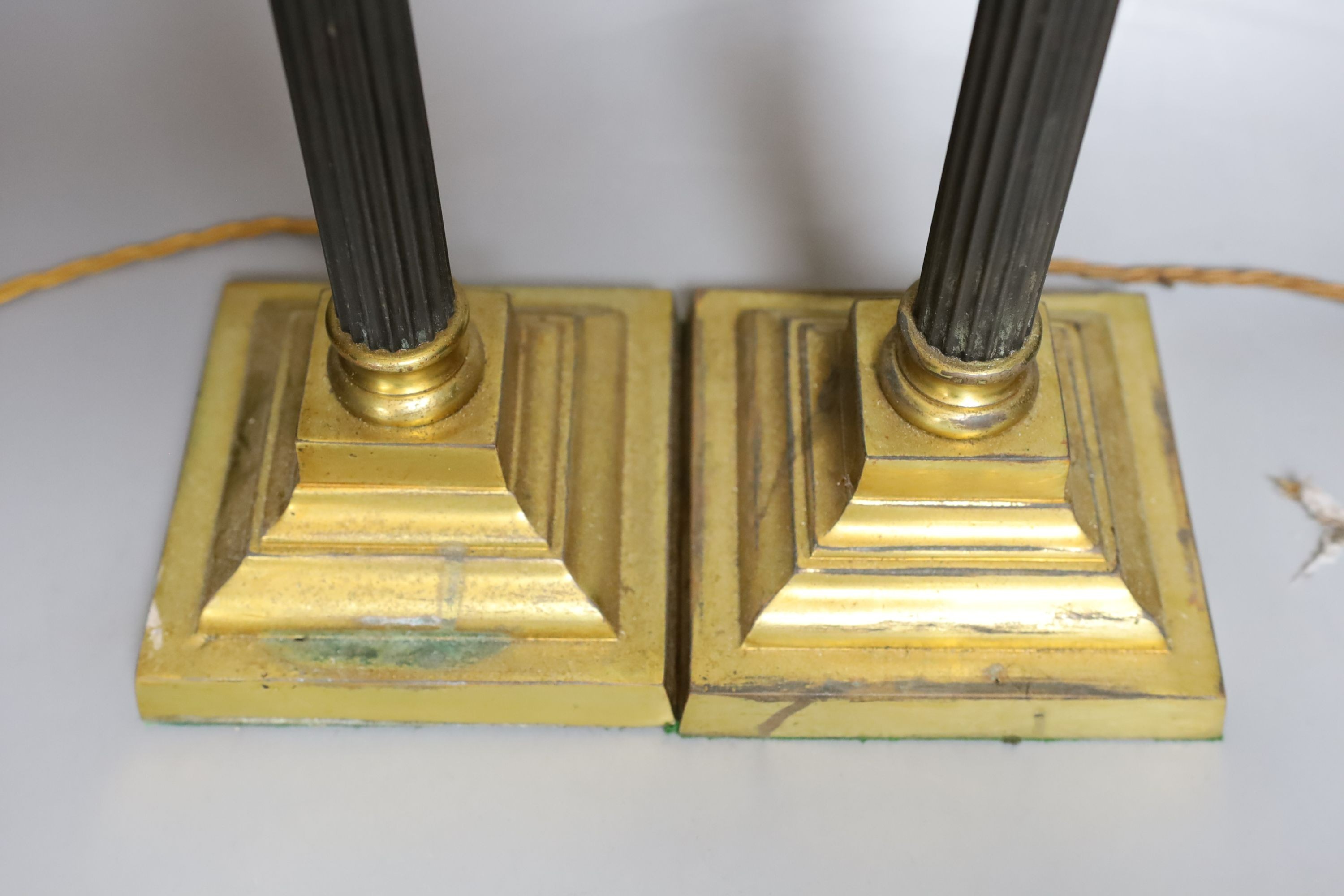 A pair of Corinthian column table lamps - 43cm tall